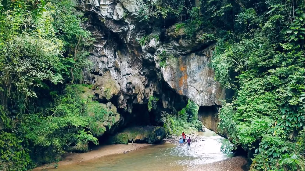 Le site touristique de Cong troi Dong Giang offre une nouvelle expérience aux visiteurs ảnh 1