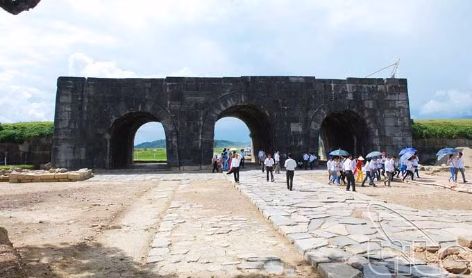 Aide américaine de 92.500 dollars pour la conservation de la citadelle des Hô ảnh 1