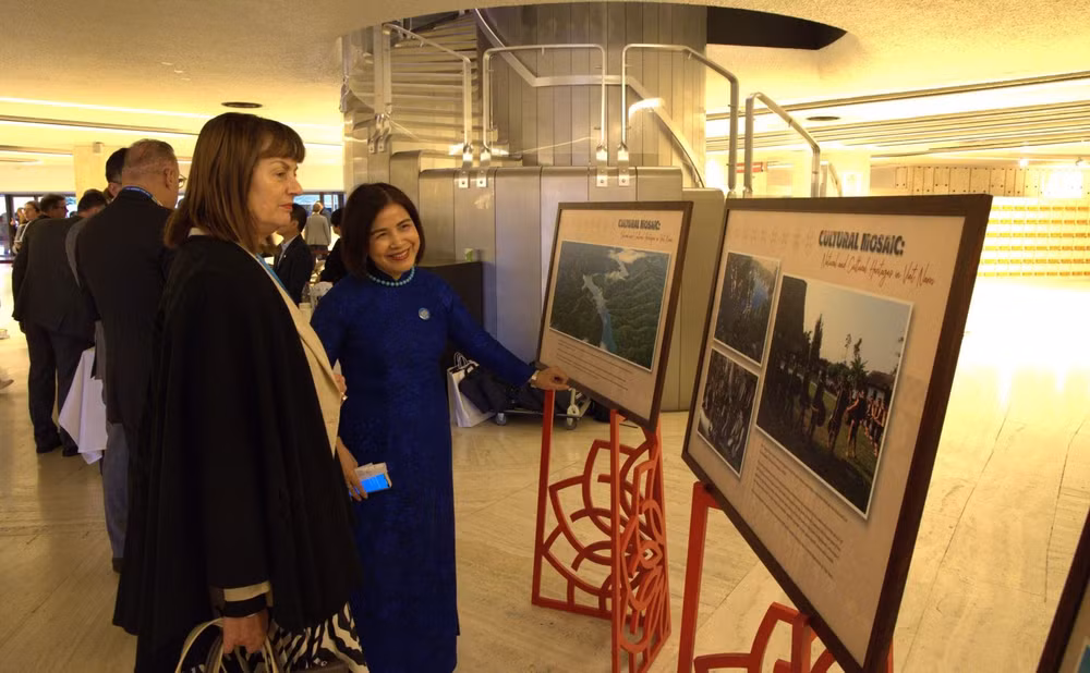 Une exposition de photos à Genève met en lumière le patrimoine et la culture du Vietnam ảnh 2