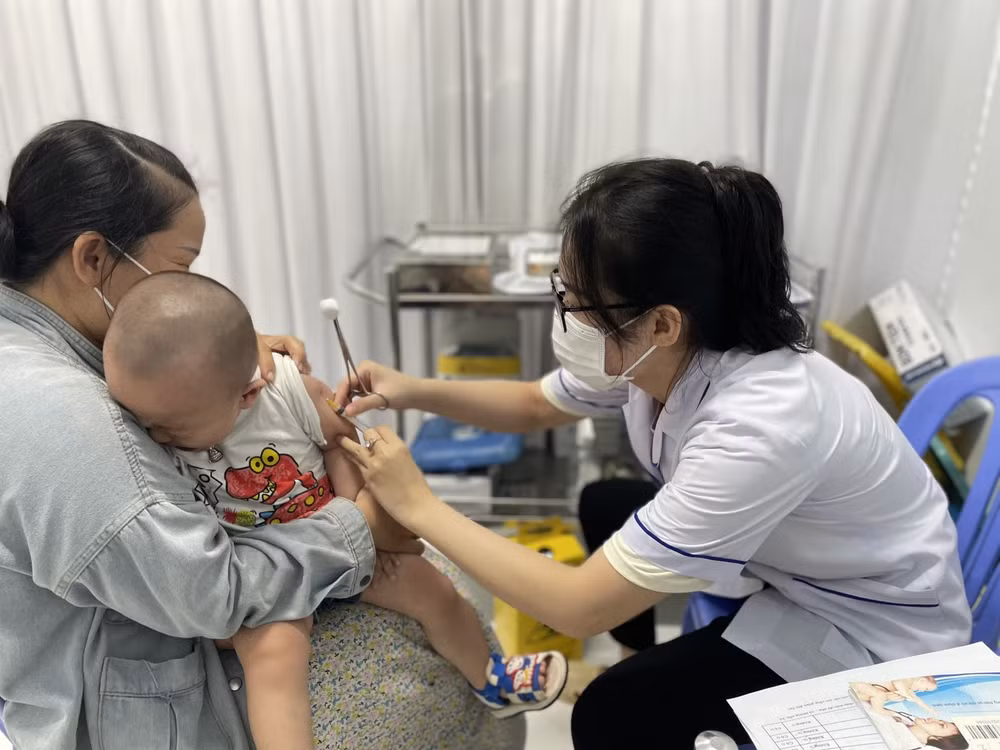 ​Efforts pour disposer suffisamment de vaccins pour le Programme élargi de vaccination ảnh 1
