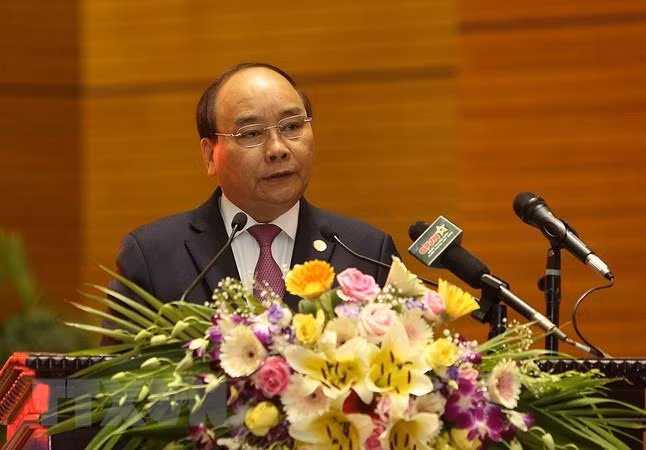 Le PM Nguyen Xuan Phuc à la conférence politico-militaire de l’Armée ảnh 1