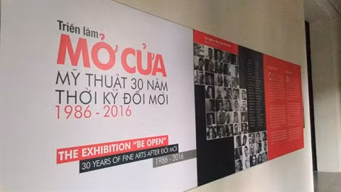Une exposition pour retracer l’histoire des beaux-arts depuis le Dôi moi ảnh 1