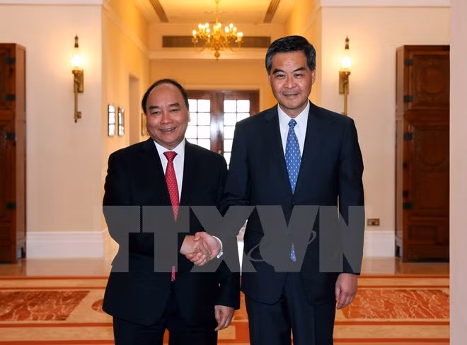 Le Premier ministre rencontre le chef de l’exécutif de Hong Kong ảnh 1