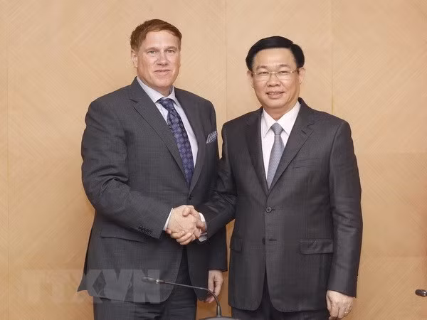 Le Vietnam promet de soutenir les entreprises américaines ảnh 1