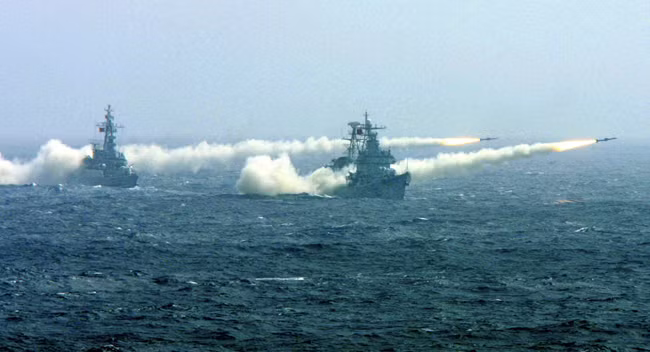 Sus aux actions préjudiciables à la paix, à la stabilité en Mer Orientale ảnh 1