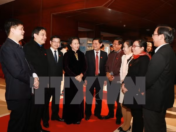 Le peuple a pleinement confiance en le nouveau Comité central du Parti ảnh 2