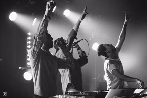 La Fine Equipe en tournée au Vietnam ảnh 1 La Fine Equipe en tournée au Vietnam ảnh 1