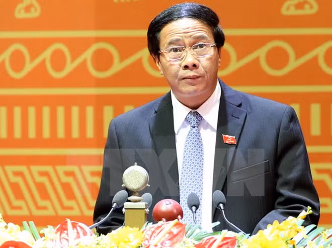 XIIe Congrès national du Parti : des discussions sur les documents se poursuivent ảnh 1