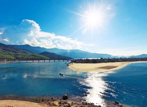 Découvrez le top 4 des sites les plus célèbres de Huê ảnh 3