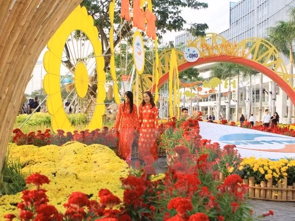Hô Chi Minh-Ville : Festival des fleurs à l’occasion du Nouvel An lunaire ảnh 1
