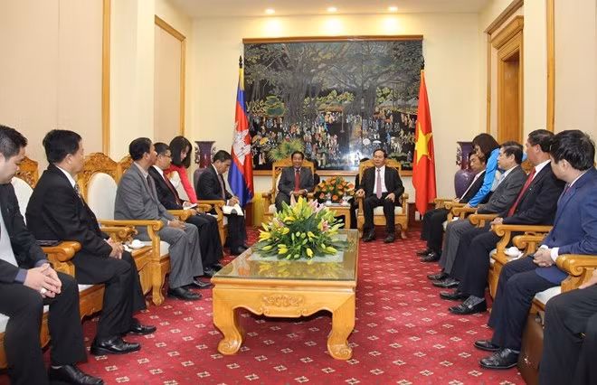 Vietnam et Cambodge renforcent leur coopération dans la sécurité ảnh 1