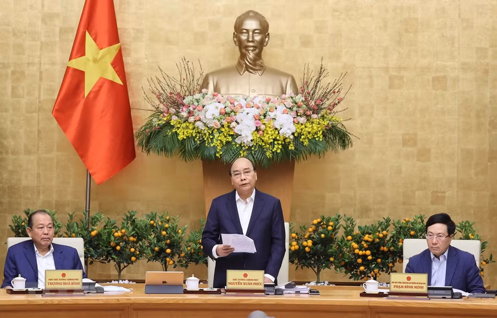 Le gouvernement demande d'intensifier des mesures préventives du COVID-19 à l’approche du Têt ảnh 1