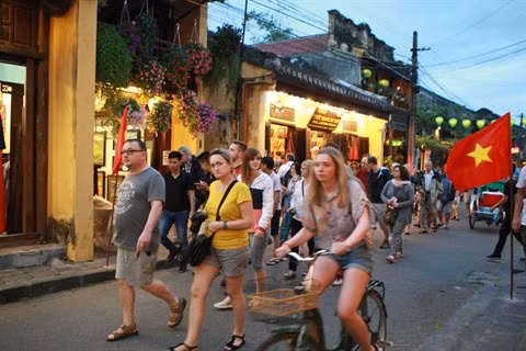 Quel visage aura le tourisme francophone au Vietnam après le COVID-19 ? ảnh 1