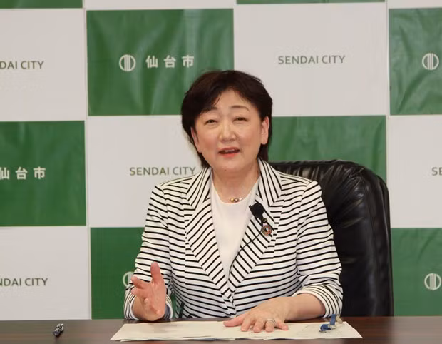 La maire d'une ville japonaise partage des expériences en matière de catastrophes naturelles ảnh 1