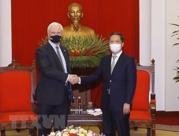 Promotion de la coopération entre le Vietnam et le Royaume-Uni ảnh 1