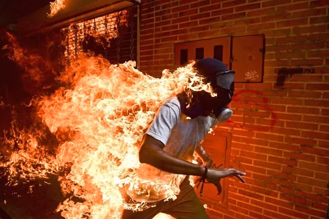Séminaire sur le photojournalisme dans le monde contemporain ảnh 2