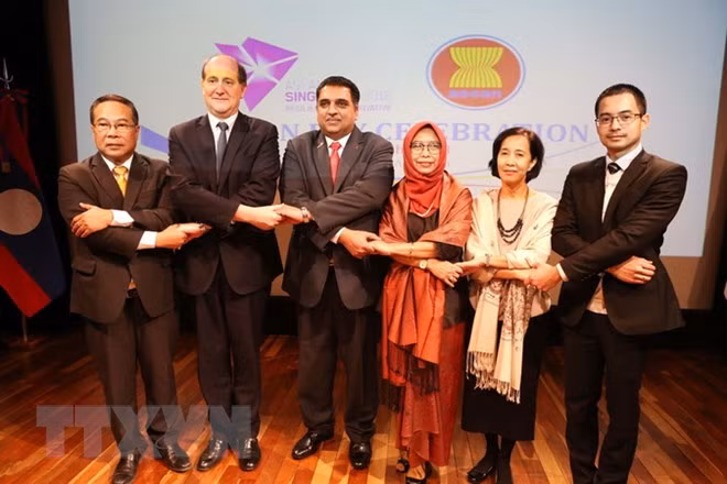 Célébration du 51e anniversaire de la fondation de l'ASEAN en Argentine ảnh 1