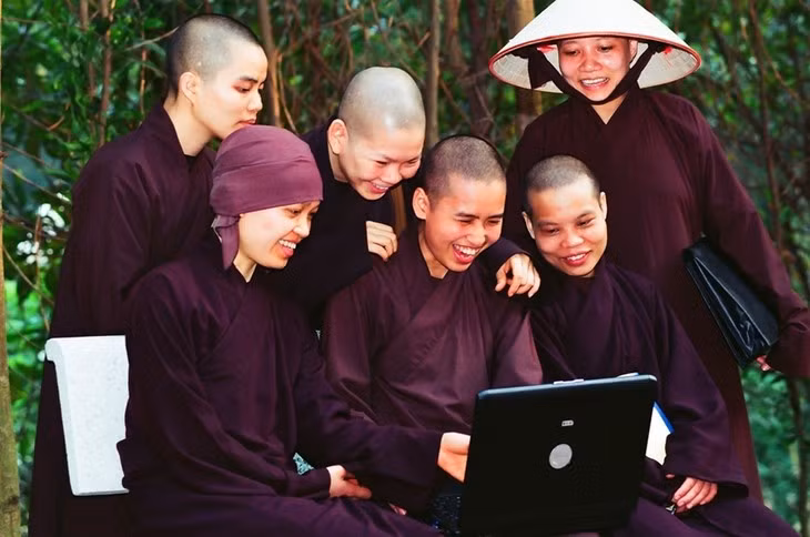 Le bouddhisme accompagne le développement du Vietnam ảnh 2
