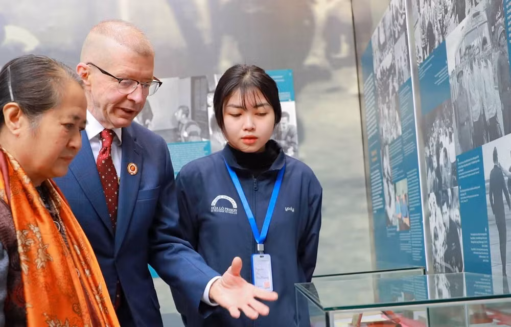 Une exposition rappelle les souvenirs de la lutte historique pour défendre Hanoï il y a 50 ans ảnh 1