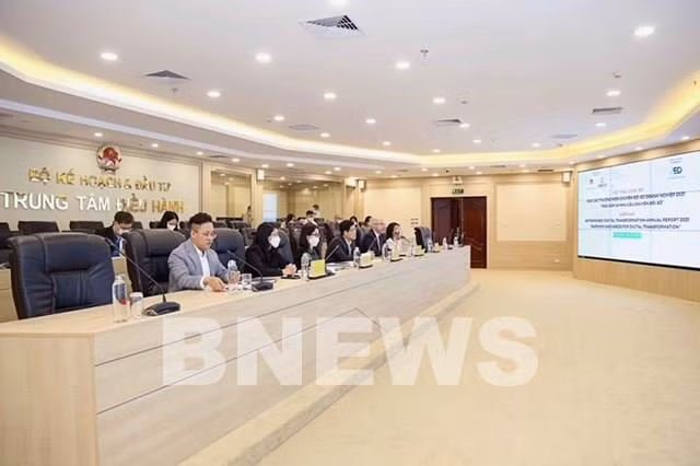 Publication du rapport annuel sur la transformation numérique des entreprises au Vietnam 2021 ảnh 2