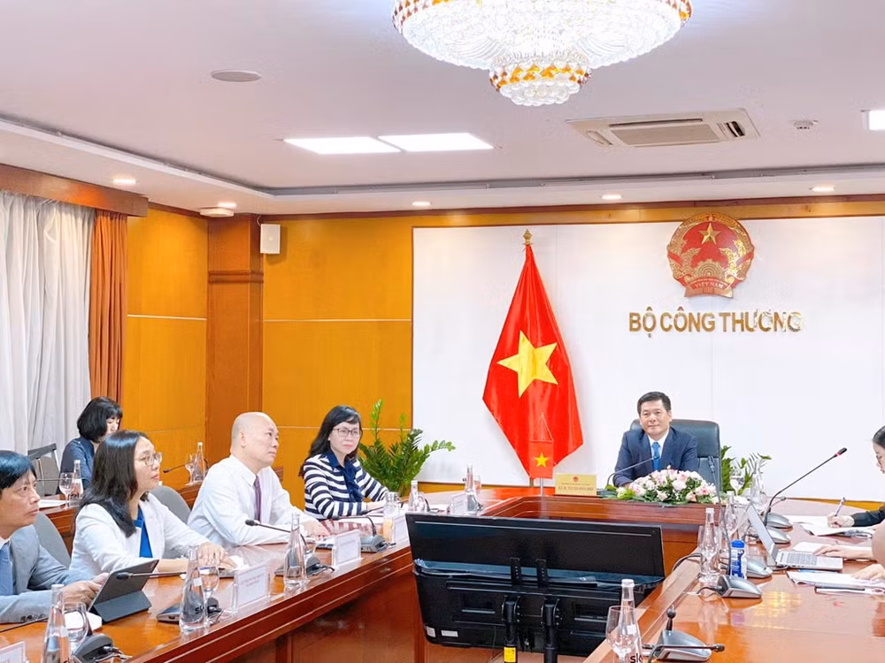 Profiter des ALE pour promouvoir la coopération entre le Vietnam et Singapour ảnh 1