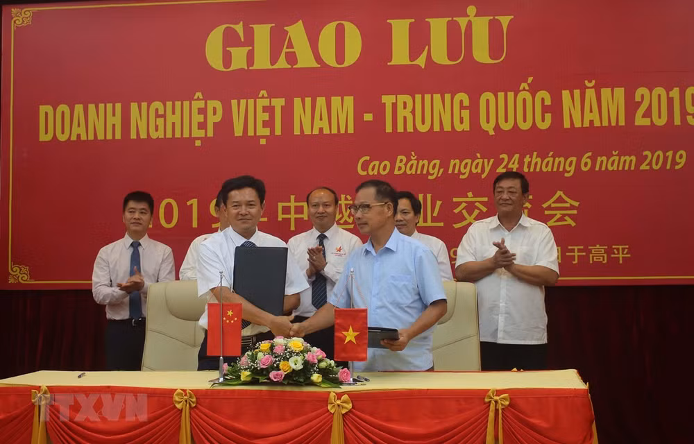 Cao Bang promeut la coopération dans le développement de l’économie frontalière ảnh 1