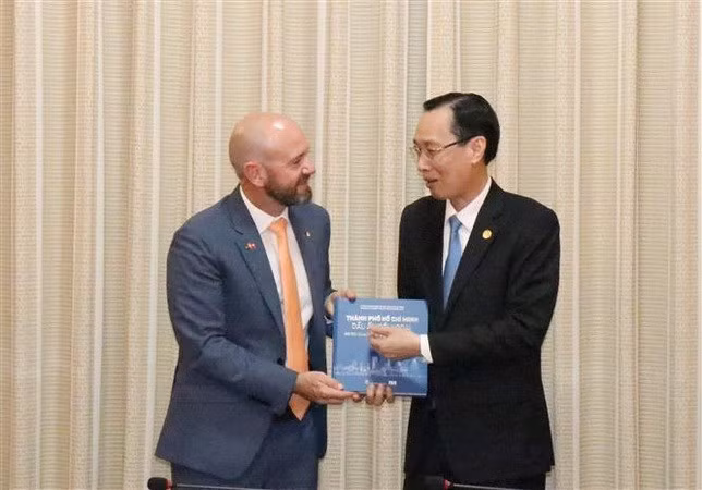 Coopération multisectorielle entre HCM-Ville et la Nouvelle-Galles du Sud ảnh 1