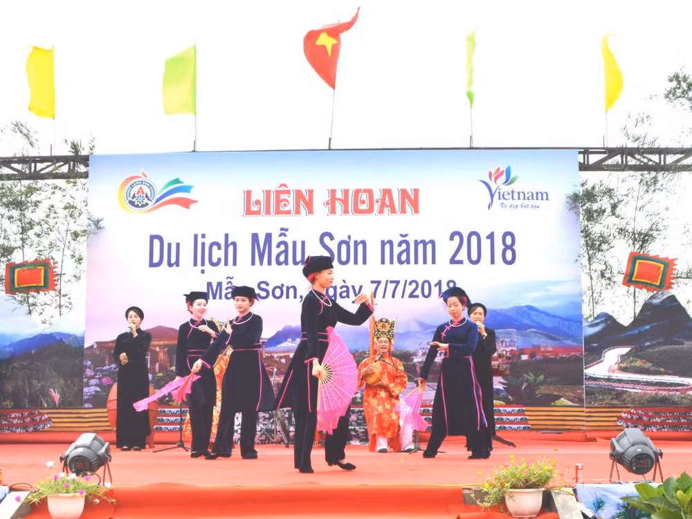 Festival touristique de Mâu Son : Opportunité de promouvoir le tourisme de Lang Son ảnh 1