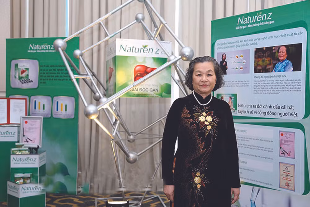 Elle consacre sa vie à la recherche sur la détoxification du corps humain ảnh 1