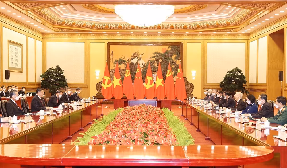 Vietnam-Chine : messages de félicitations pour les 73 ans de l'établissement des liens diplomatiques ảnh 1