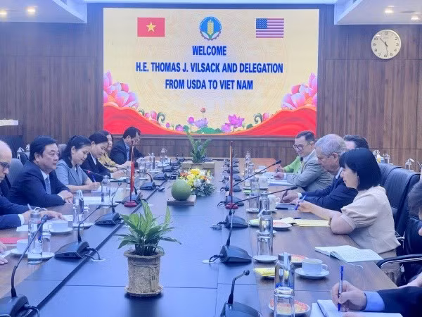 Les noix de coco et les fruits de la passion vietnamiens bientôt exportés aux États-Unis ảnh 1