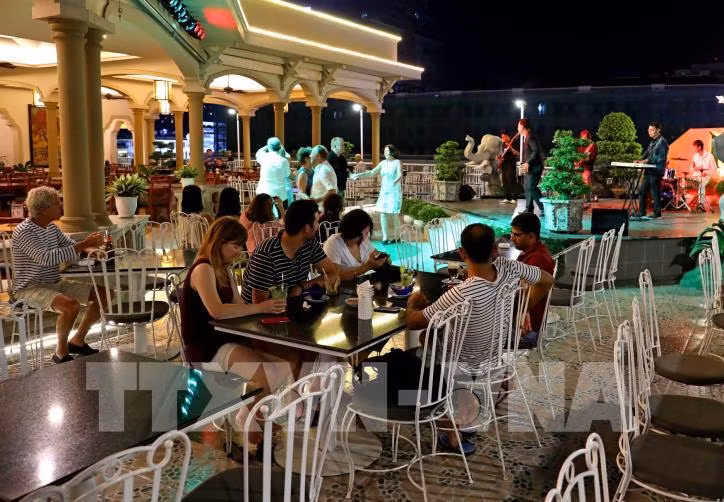 Fermeture temporaire des restaurants et des zones de loisirs à Ho Chi Minh-Ville ảnh 1