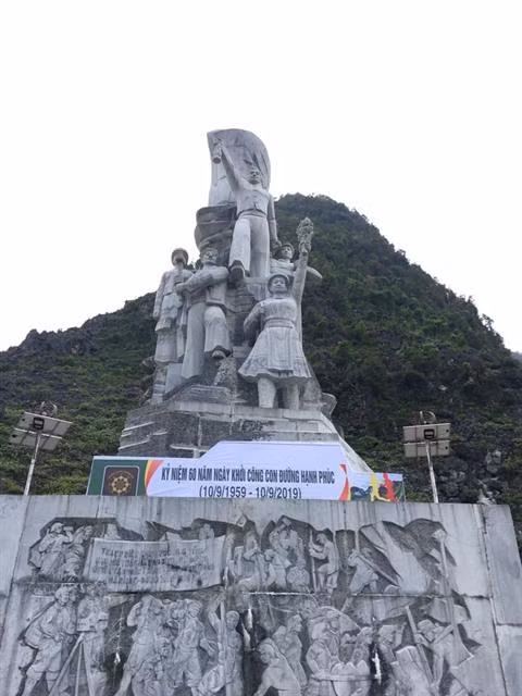 La route légendaire du bonheur dans la province de Hà Giang ảnh 3