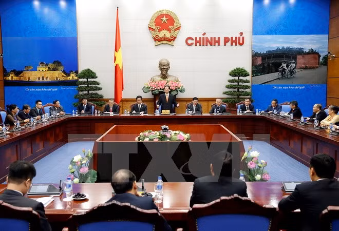 Le Premier ministre Nguyen Tan Dung rencontre des entrepreneurs exemplaires ảnh 1