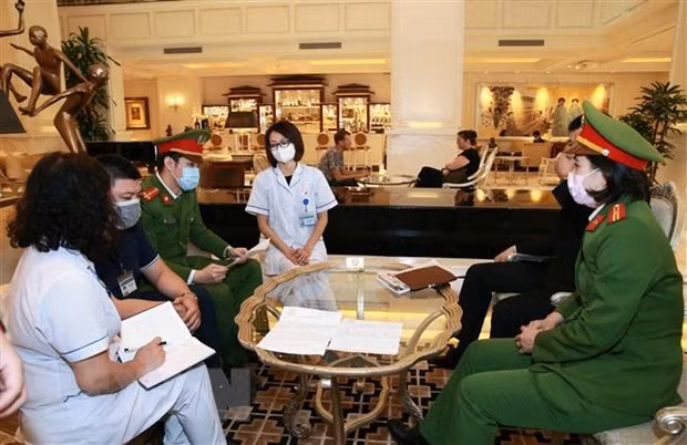 COVID-19 : Hanoï poursuit son travail préventif et de lutte contre le SARS-CoV-2 ảnh 1