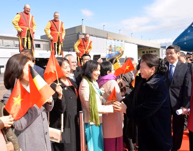 La présidente de l’AN Nguyên Thi Kim Ngân entame sa visite de travail au Parlement européen ảnh 1