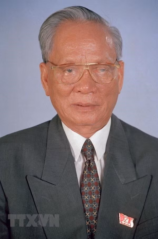 Décès de l’ex-président Le Duc Anh: condoléances des dirigeants chinois, laotiens, cambodgiens et cubains ảnh 1 Décès de l’ex-président Le Duc Anh: condoléances des dirigeants chinois, laotiens, cambodgiens et cubains ảnh 1