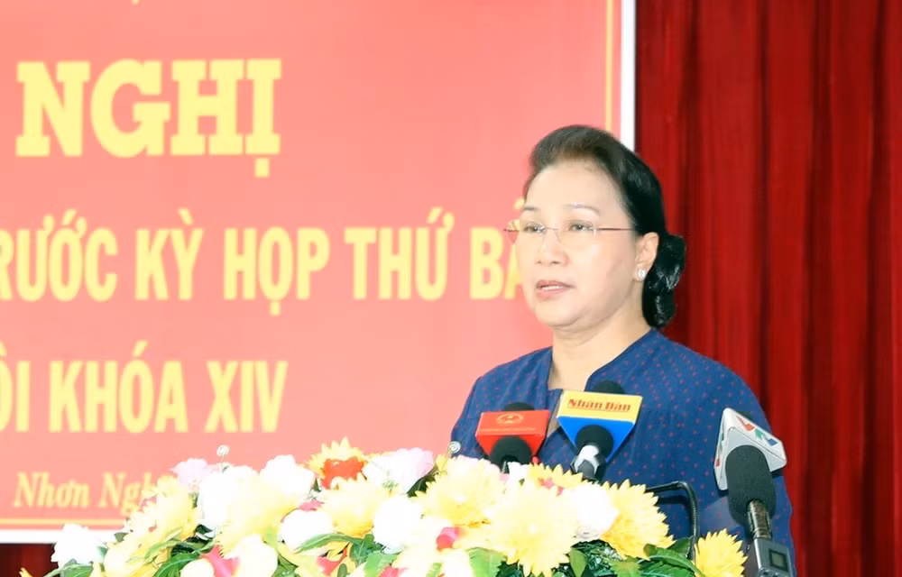La présidente de l’AN Nguyên Thi Kim Ngân à l’écoute des électeurs à Cân Tho ảnh 1