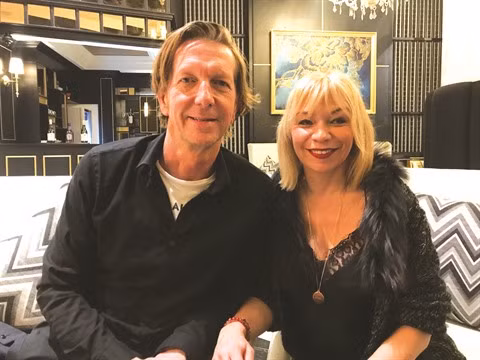 Le couple français Illac affûte son menu et croise les doigts ảnh 1