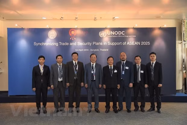 Le Vietnam s'engage à participer à la coopération dans la lutte contre le criminels de l'ASEAN ảnh 1