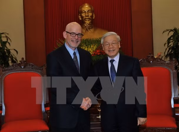 Le leader du PCV rencontre le président du Parti communiste des Etats-Unis ảnh 1