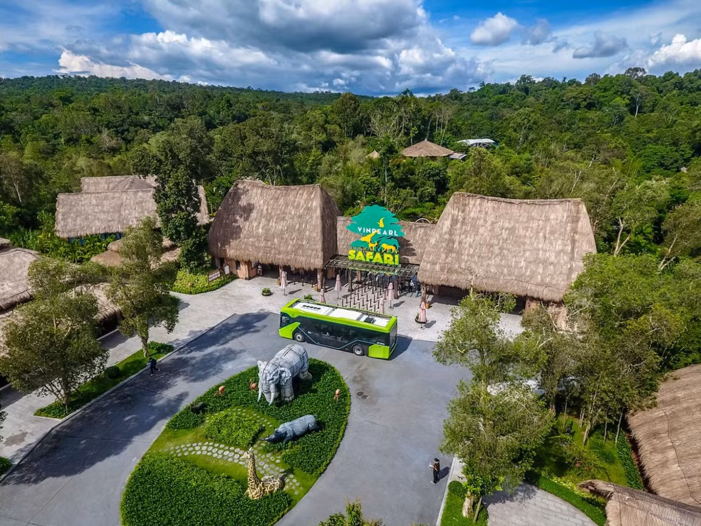 Mise en service des bus électriques VinBus à Phu Quoc ảnh 3