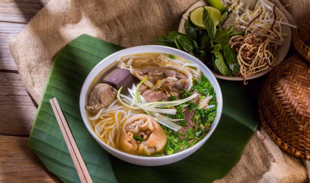 Des plats parmi les plus connus du Vietnam ảnh 7