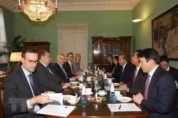 Le Vietnam souhaite développer un partenariat avec la Finlande ảnh 1