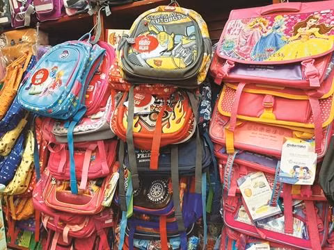 Fournitures scolaires: le "made in Vietnam" a la cote ảnh 2