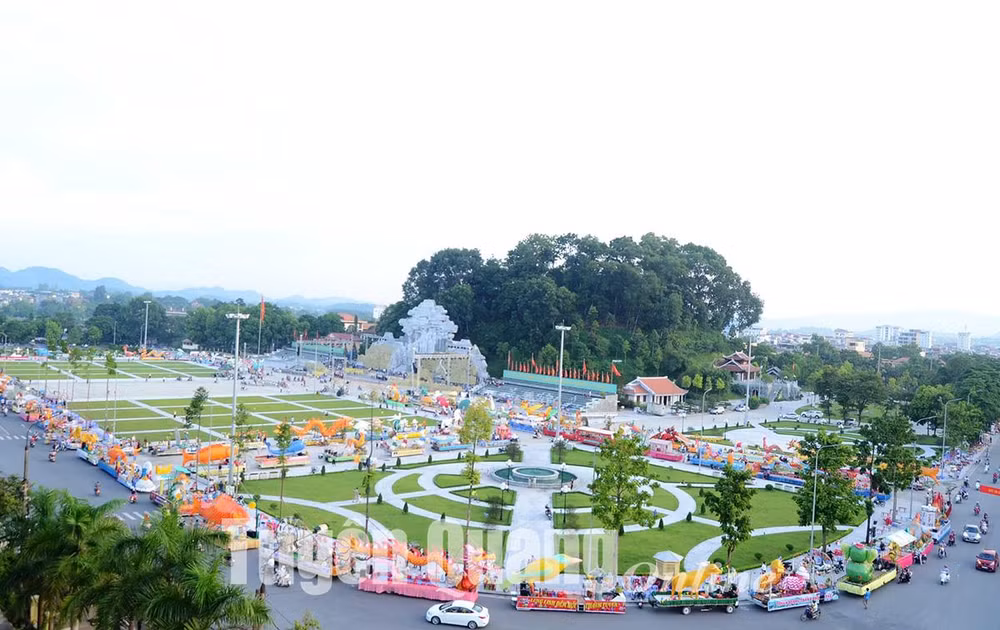 Tuyen Quang: la place Nguyen Tat Thanh remporte le prix Asian Townscape 2022 ảnh 1