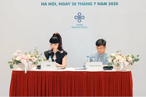 Un mannequin international participe à promouvoir le tourisme vietnamien ảnh 1
