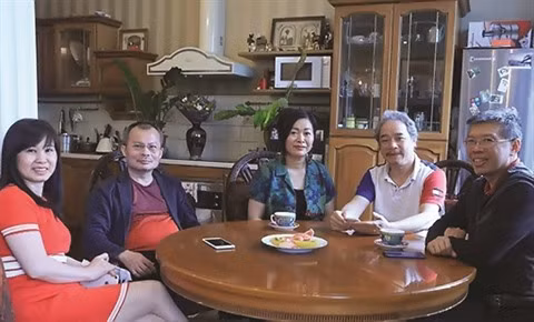 Le combat contre le COVID-19 des Vietnamiens de Saint-Pétersbourg ảnh 1