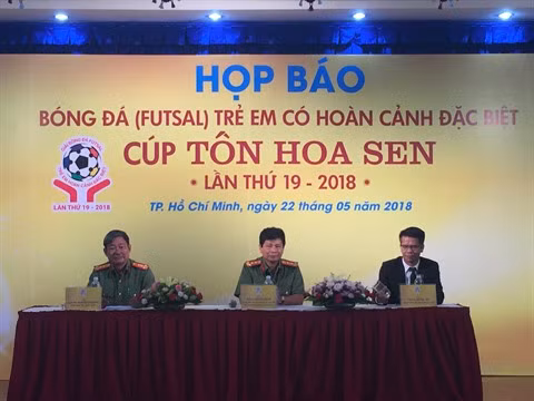 Football: la Coupe "Tôle Hoa Sen", une rencontre sportive attendue à Hô Chi Minh-Ville ảnh 1