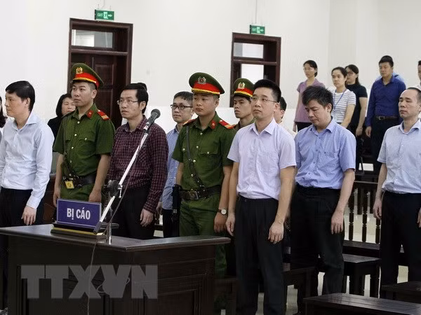 Affaire du PVC : jugement en deuxième instance ảnh 1